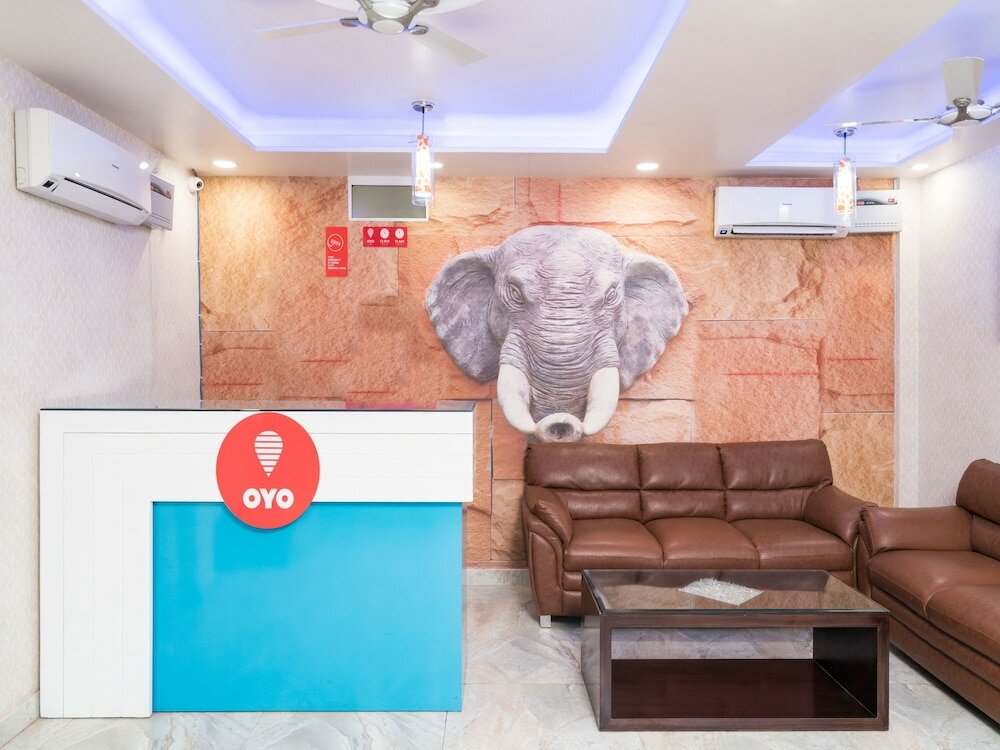 Фото Oyo 8961 Hotel Rr Palace