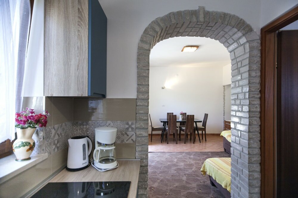 Фото Apartments Bubamara 1398