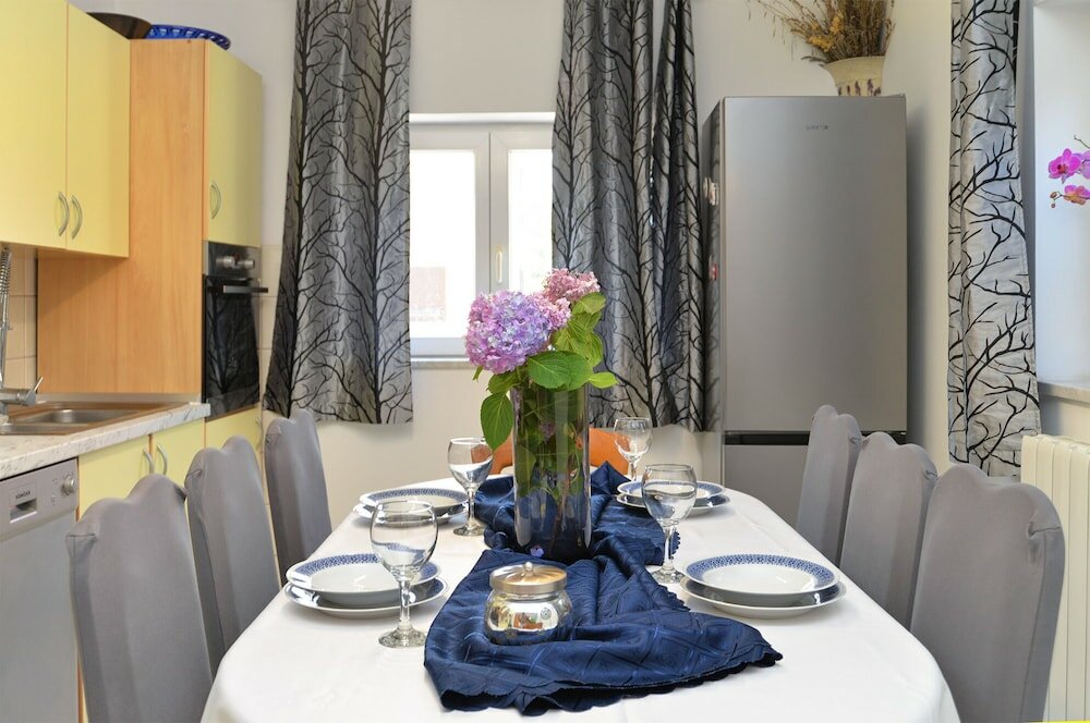 Фото Apartments Jasmine 1008