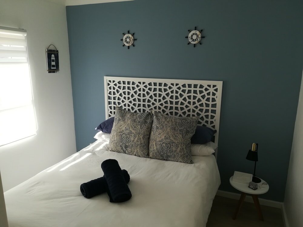 Фото Coral Sands on Muizenberg