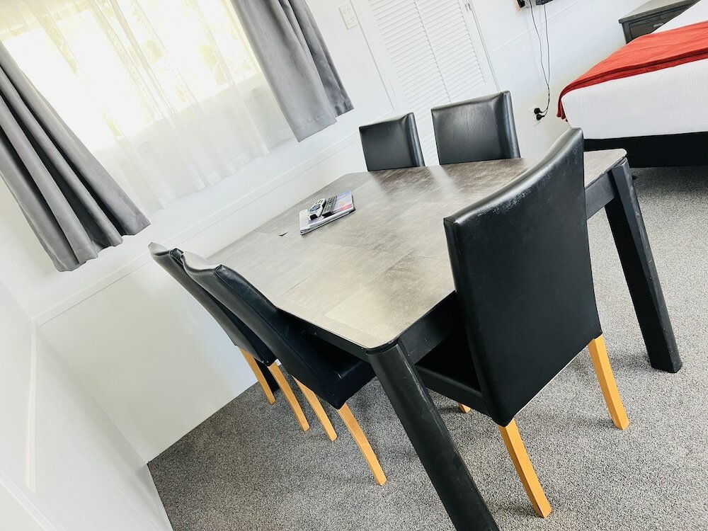 Фото 18th Avenue Thermal Motel