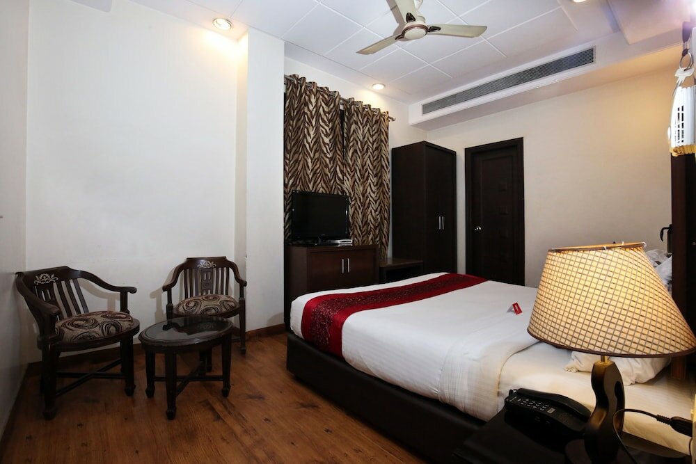 Фото Oyo Flagship 113 Golden Temple Road