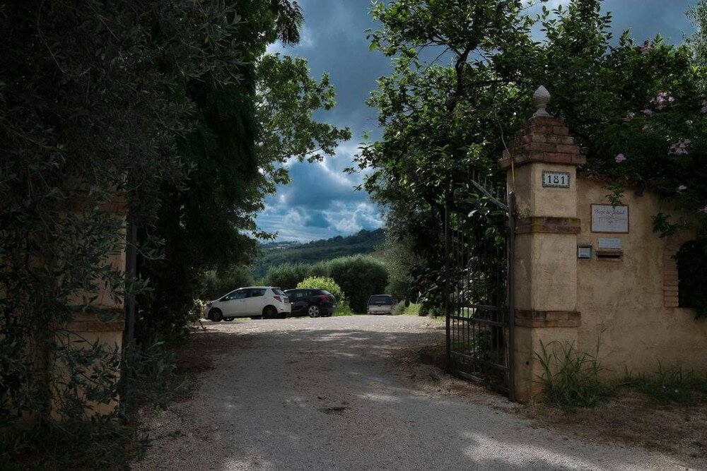 Фото Borgo De' Salaioli