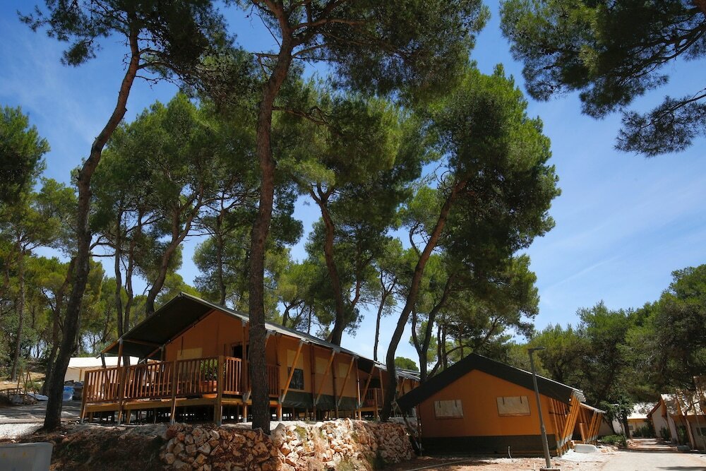 Фото Arena One 99 Glamping