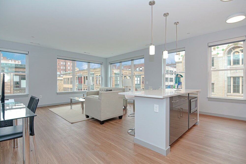 Фото Global Luxury Suites Downtown Providence