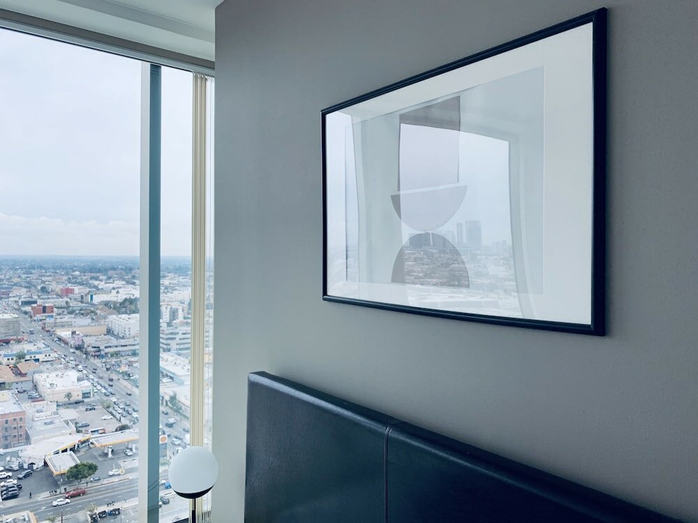 Фото New Lyfe Finest Luxury Apartment