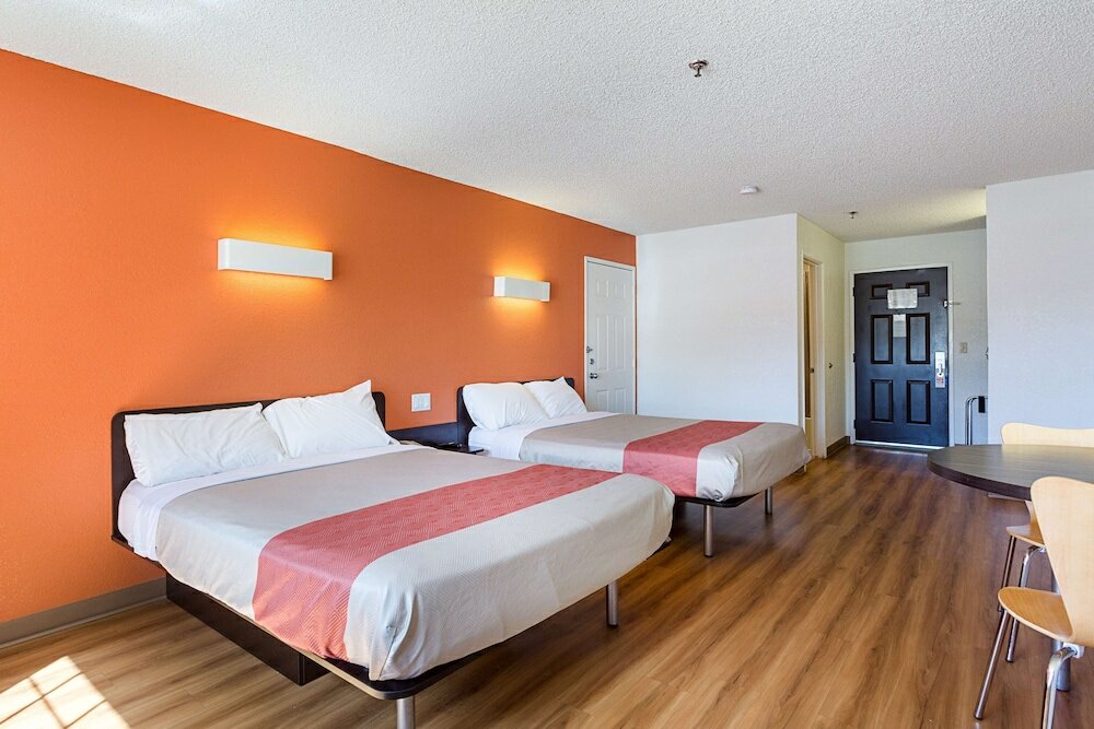 Фото Motel 6 Williams, Az - West - Grand Canyon