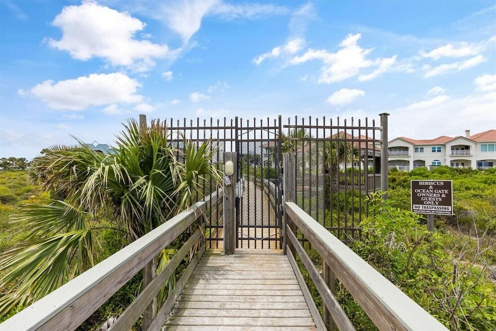 Фото Ocean Hibiscus
