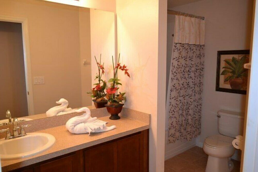 Фото Ip60471 - The Shire at West Haven - 5 Bed 3 Baths Villa