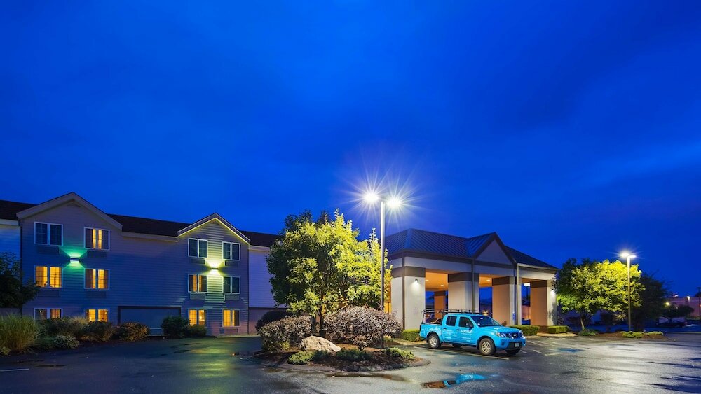 Фото Best Western Hartford Hotel & Suites