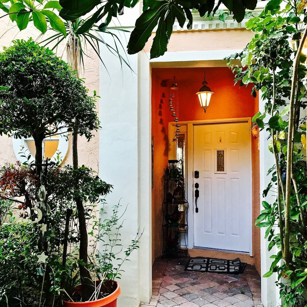 Фото Private-Luxurious Mediterranean Villa