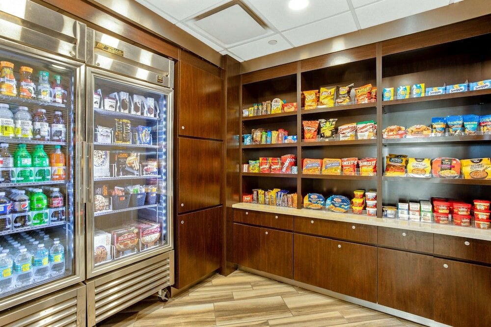 Фото La Quinta Inn & Suites by Wyndham Orlando Airport North