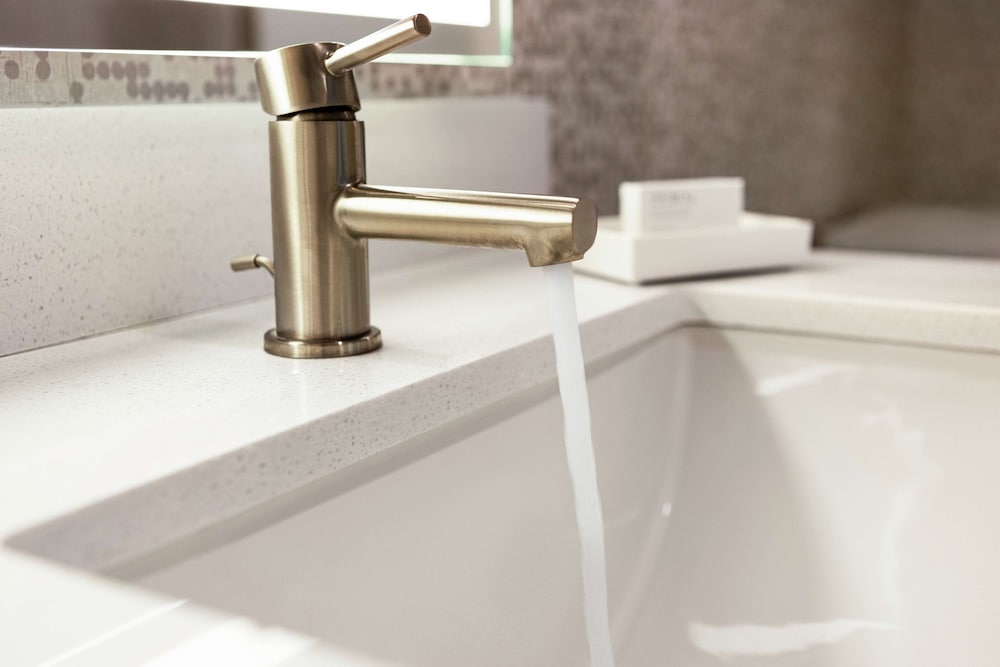 Фото Home2 Suites by Hilton Minneapolis University Area