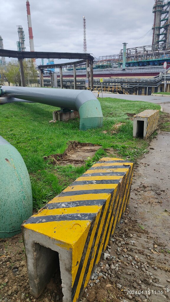 منتجات نفطية ПАО Саратовский нефтеперерабатывающий завод ، ساراتوف، صورة