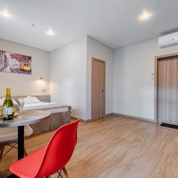 Фото Берисон Апарт