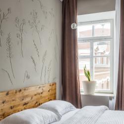 Фото Тихонов