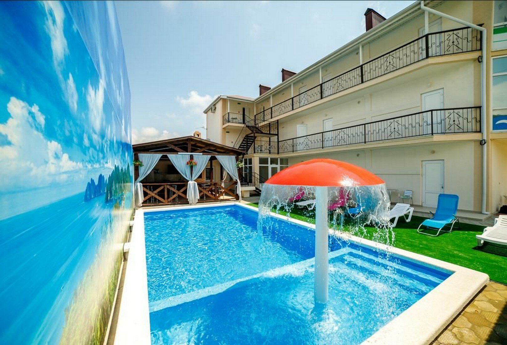 Фото отеля 1