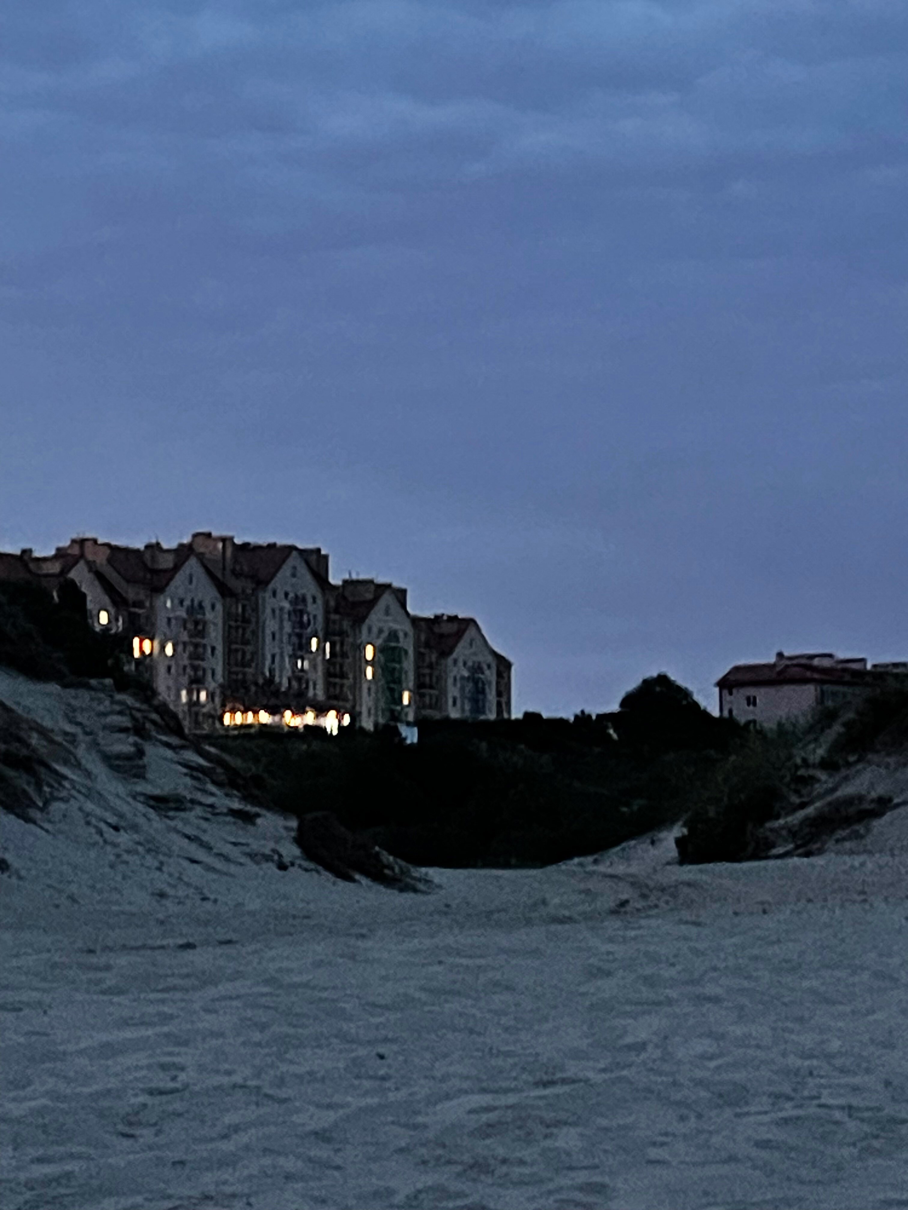 Фото Янтарная Корона