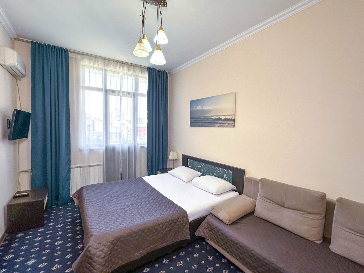 Фото Family Holiday Hotel