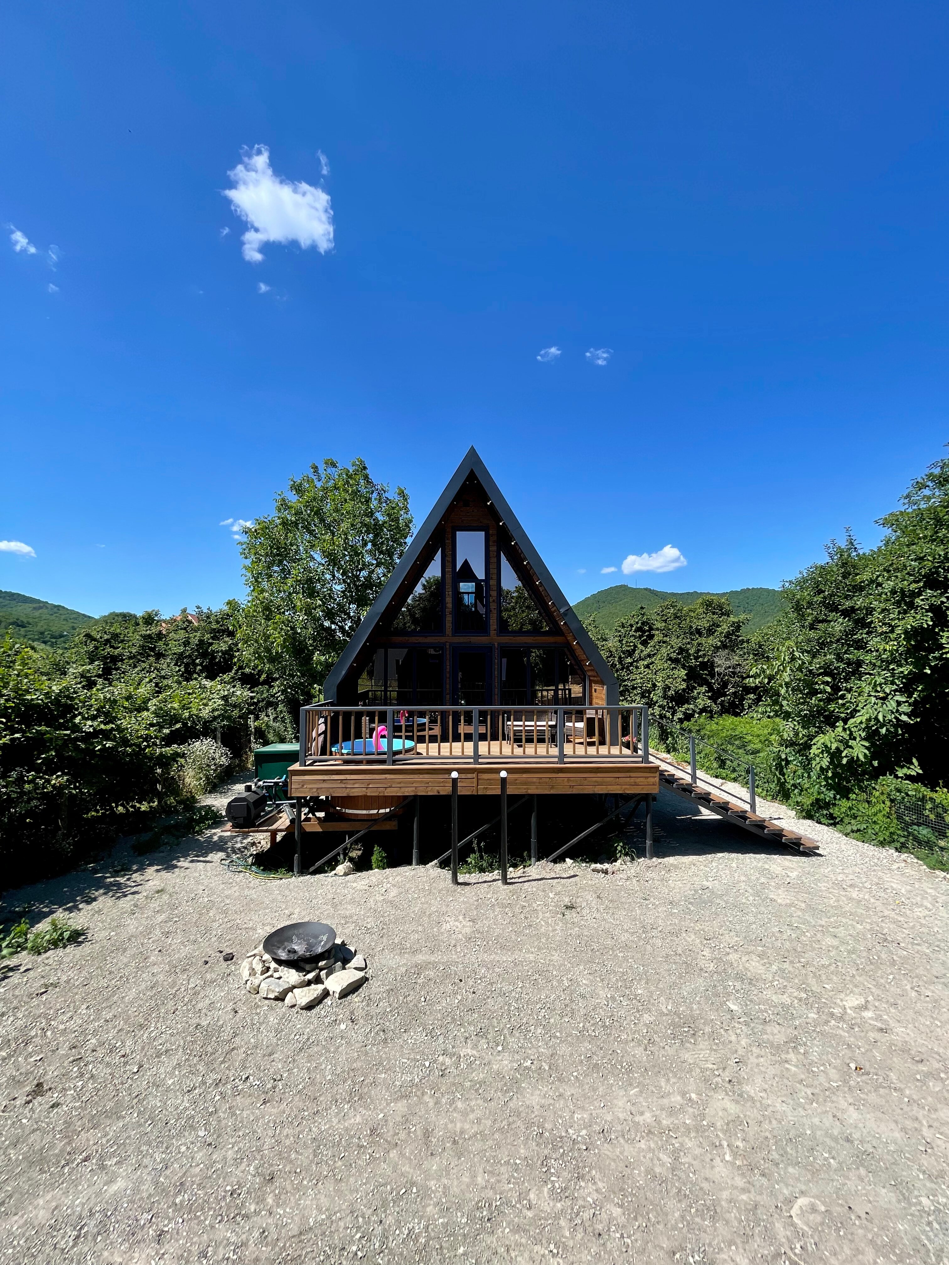 Фото Лео Ленд