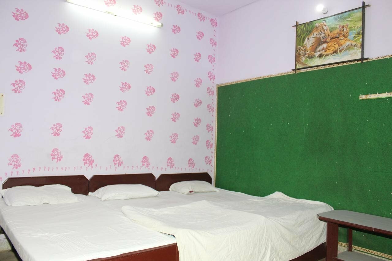 Фото Hotel Raj Bed & Breakfast