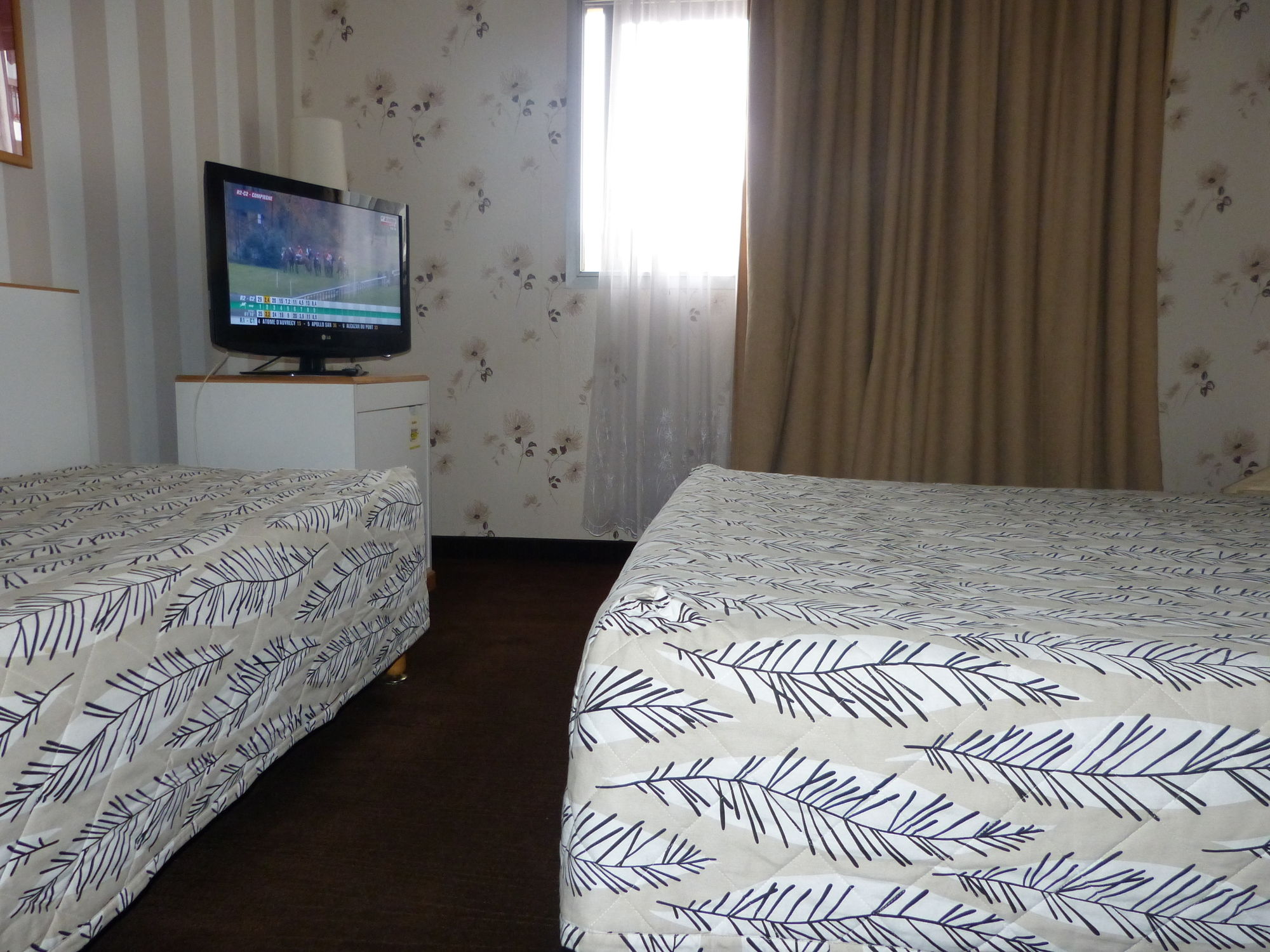 Фото Hotel L'Empreinte