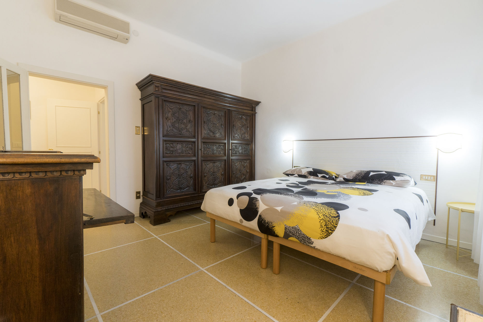 Фото Residence Railway