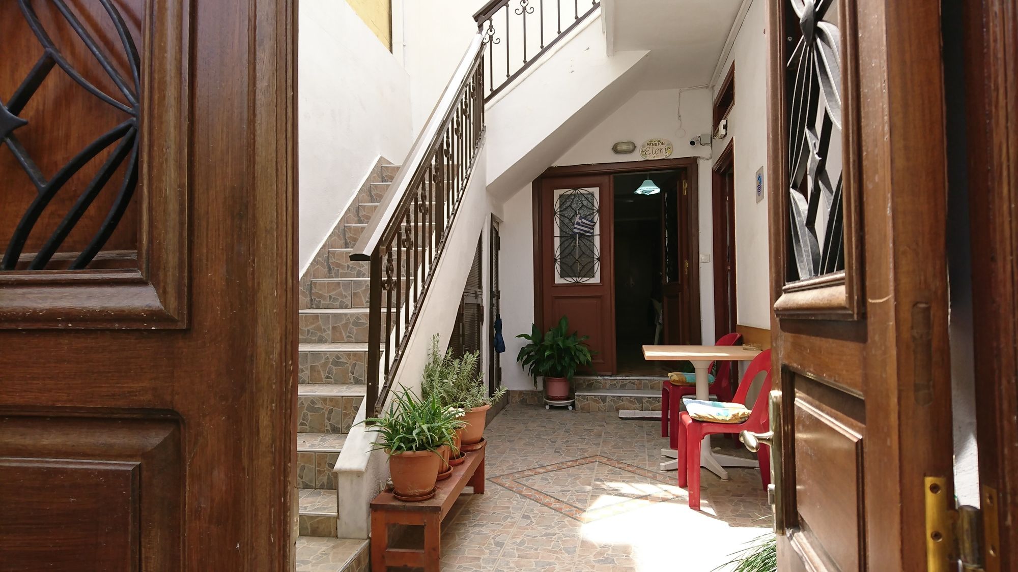 Фото Eleni Rooms