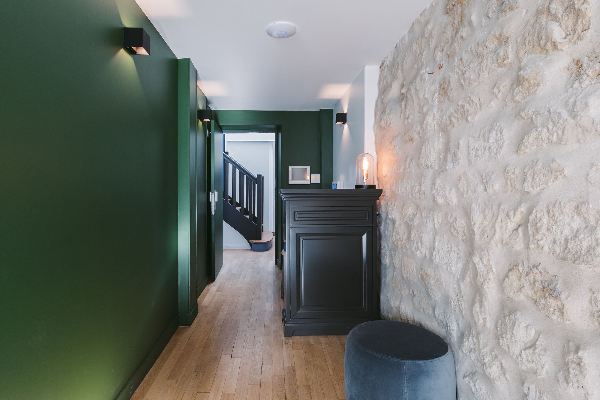 Фото Le Petit Cosy Hôtel