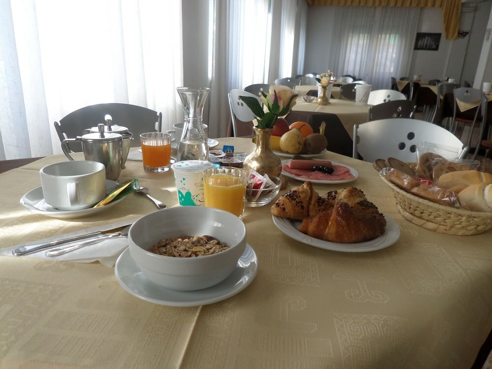 Фото Hotel Astoria