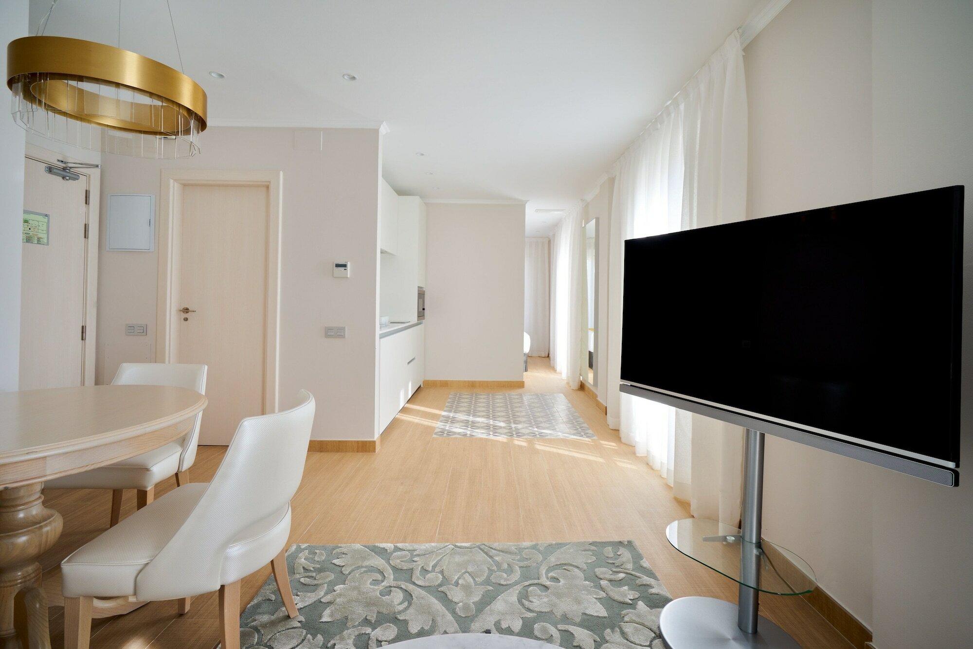 Фото Tandem Soho Suites