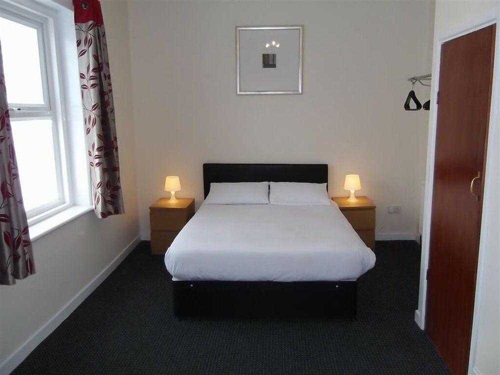 Фото Esplanade Hotel