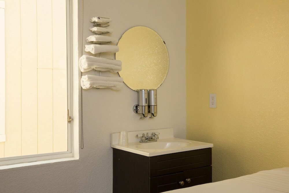 Фото Casa Loma Hotel