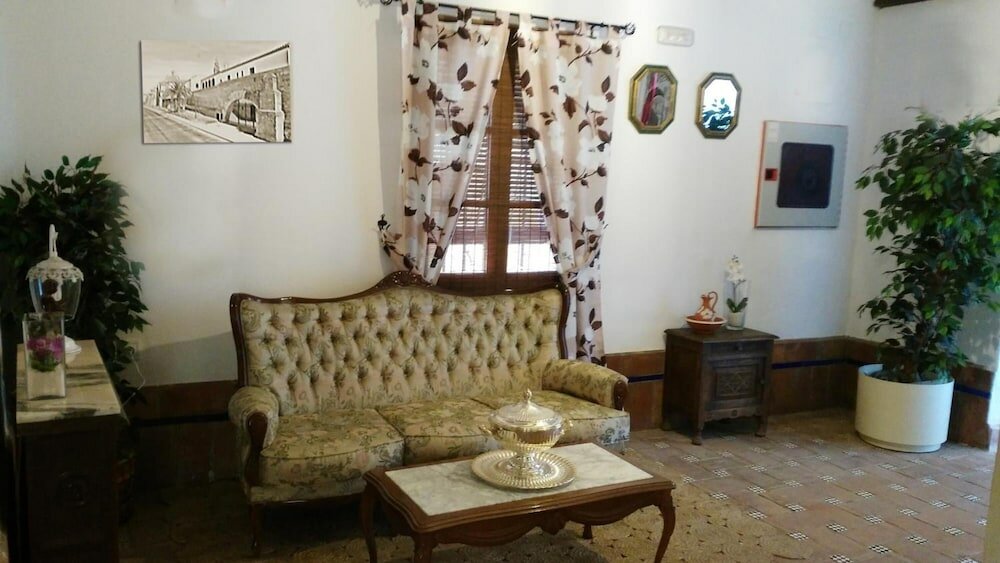 Фото Hospedería Convento de Santa Clara