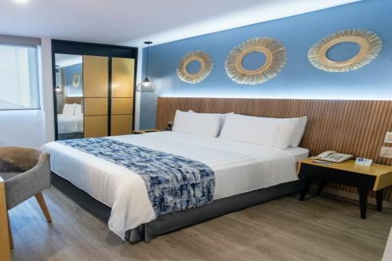 Фото Ghl Hotel Abadia Plaza