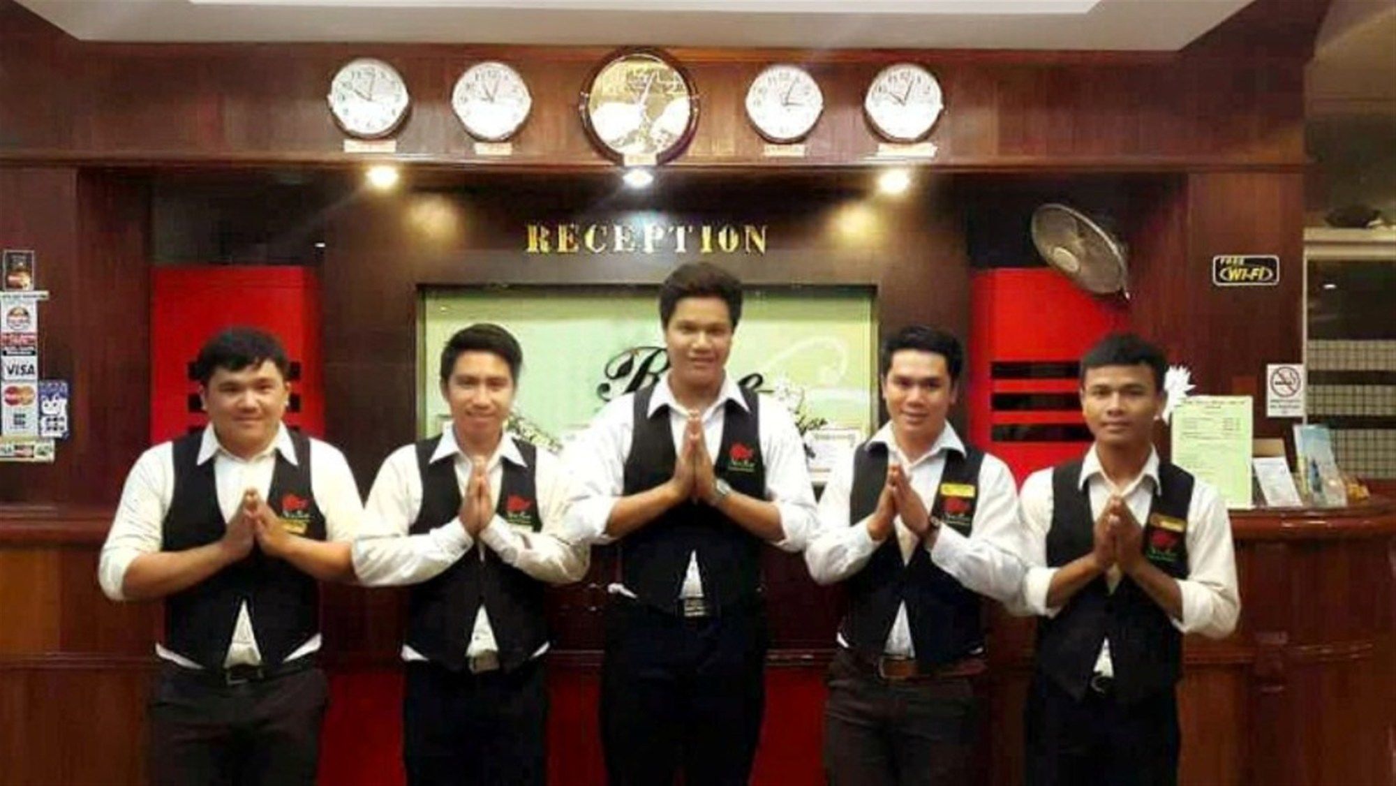 Фото New Rose Boutique Hotel