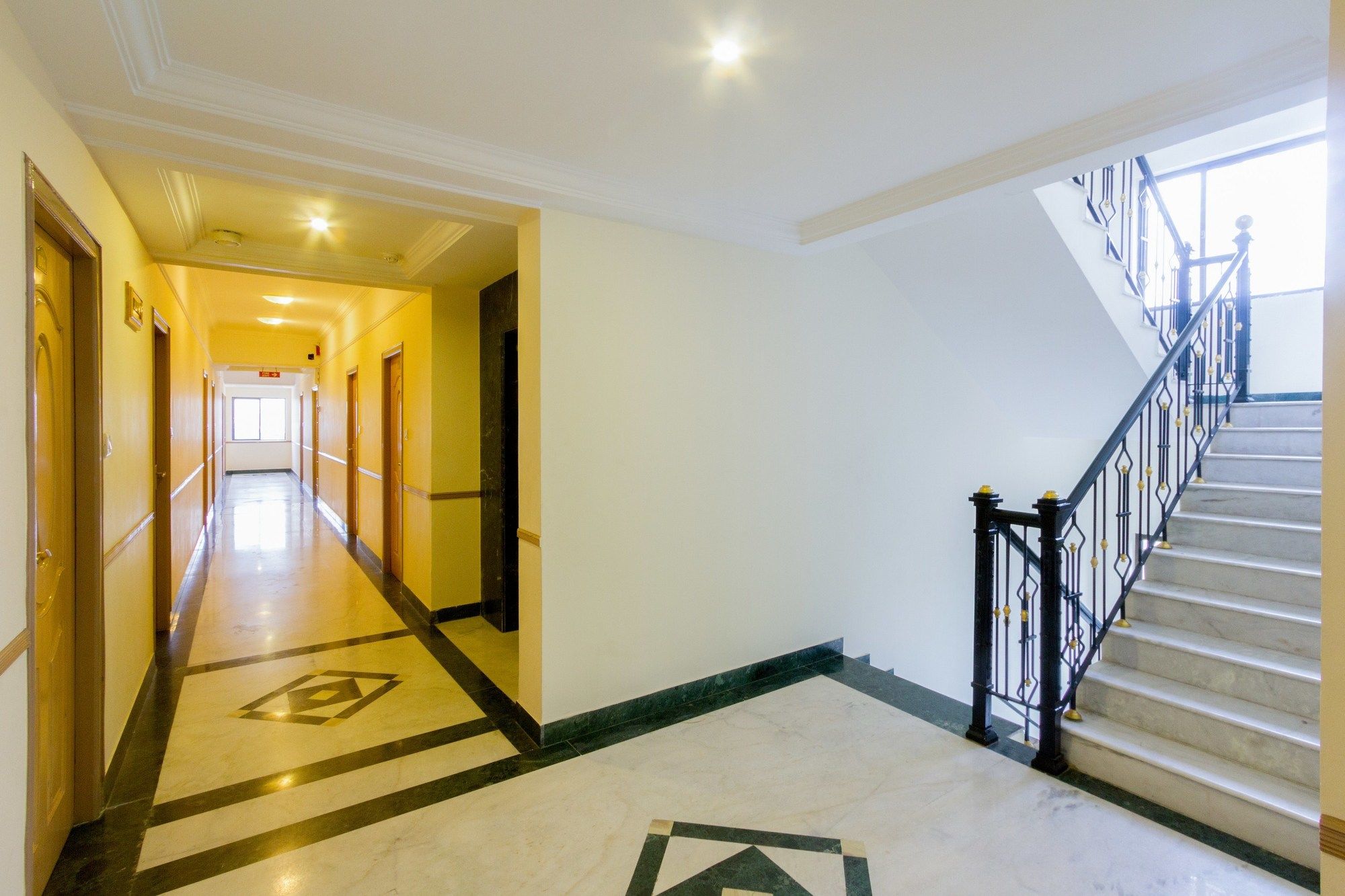 Фото FabHotel Metro Manor Central Station