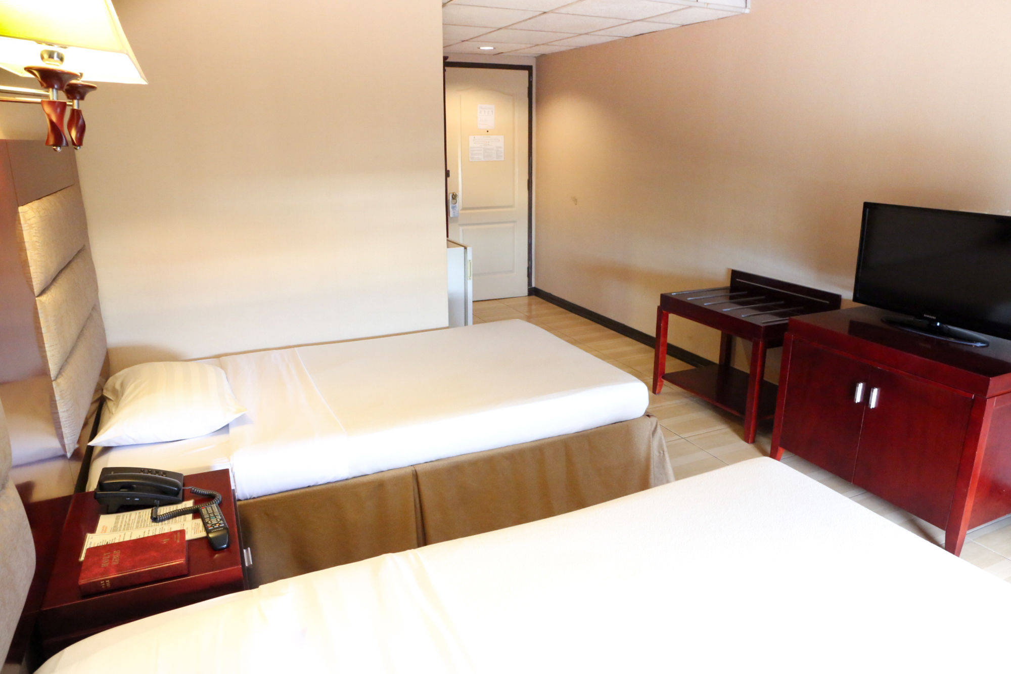 Фото Star Plaza Hotel