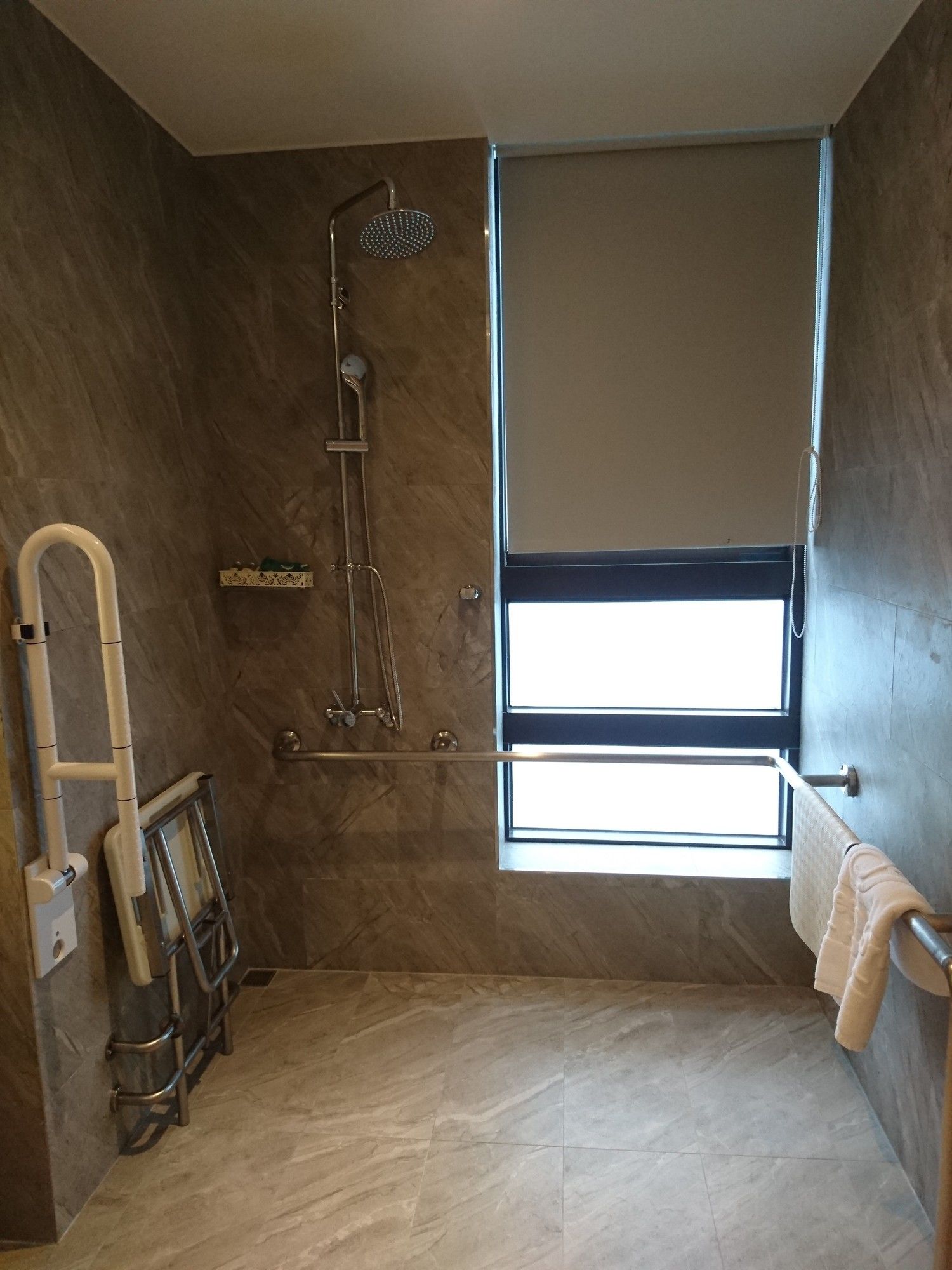 Фото Green World NanGang Hotel