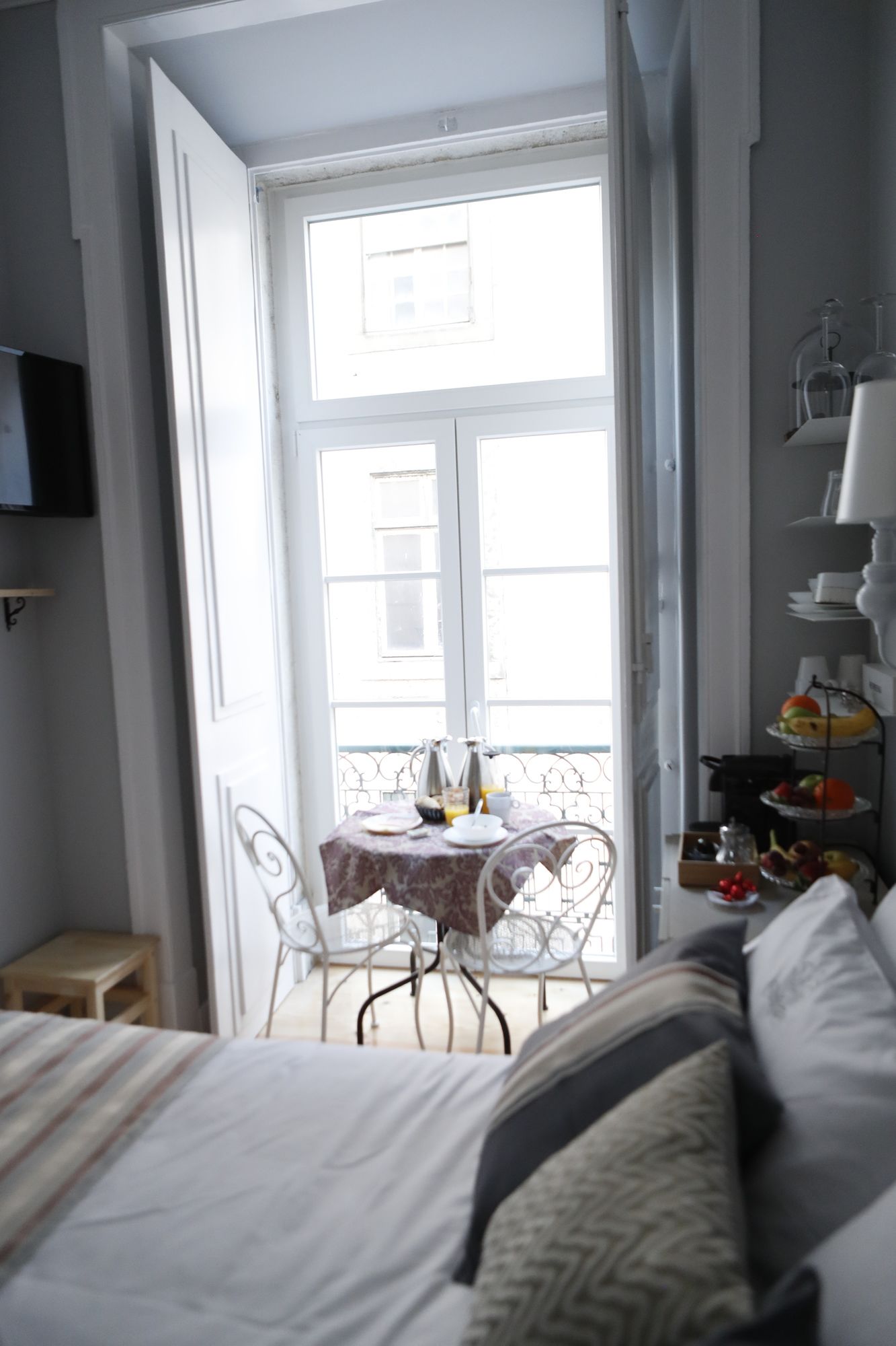 Фото B in B Lisbon Downtown Suites