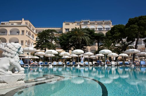 Гостиница Grand Hotel Quisisana в Капри