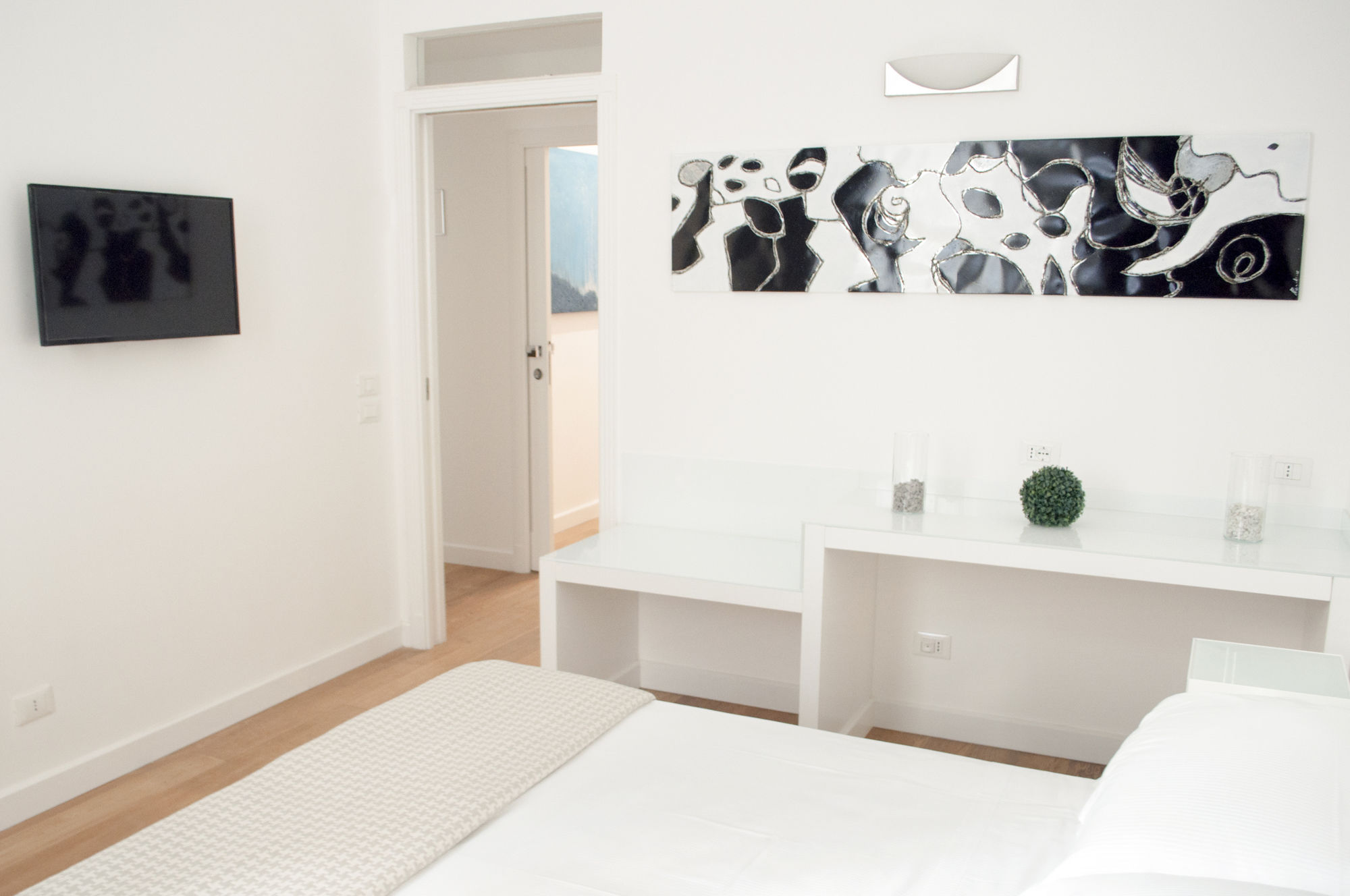 Фото Lhp Suite Napoli - Parco Margherita