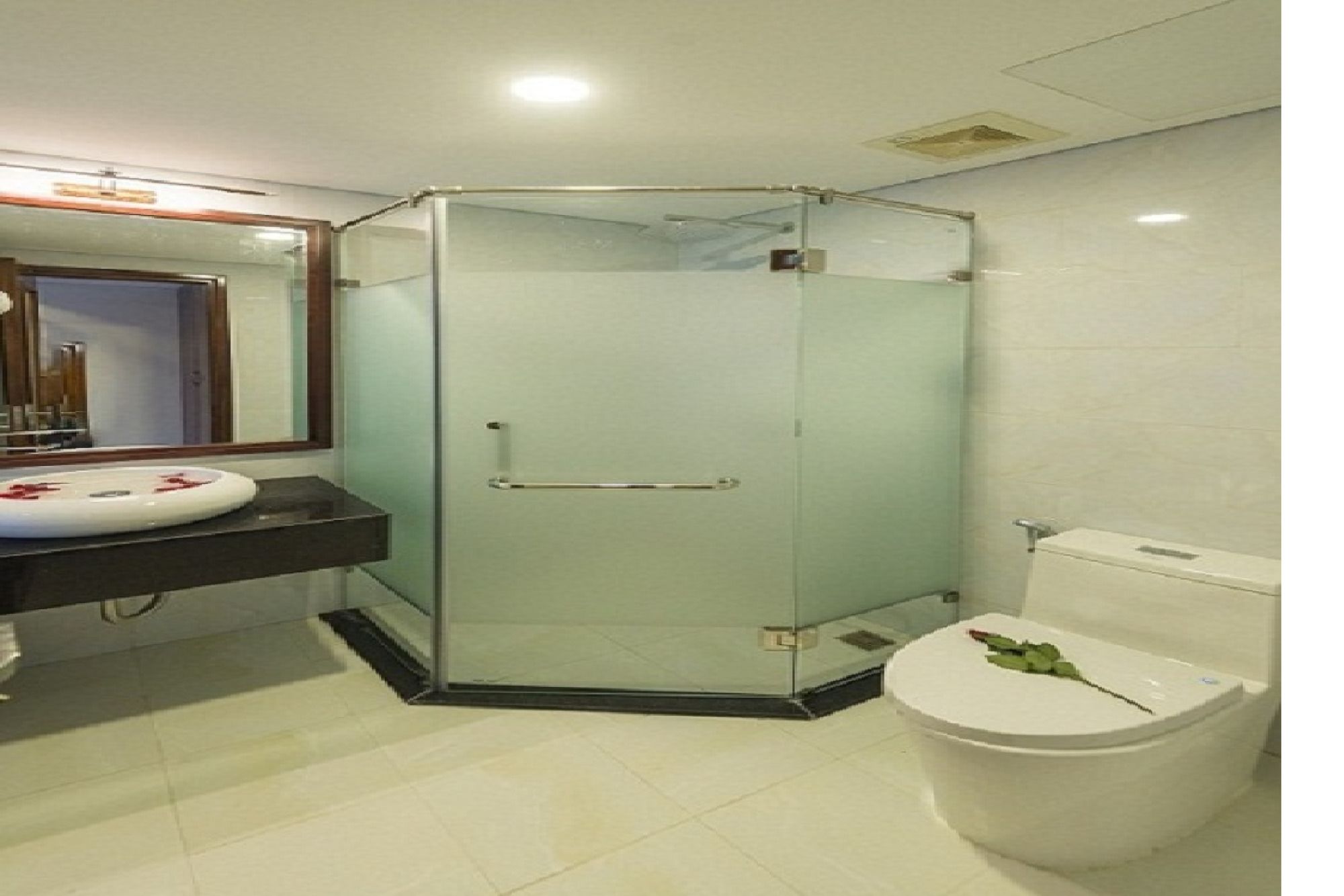 Фото Crystal Hotel