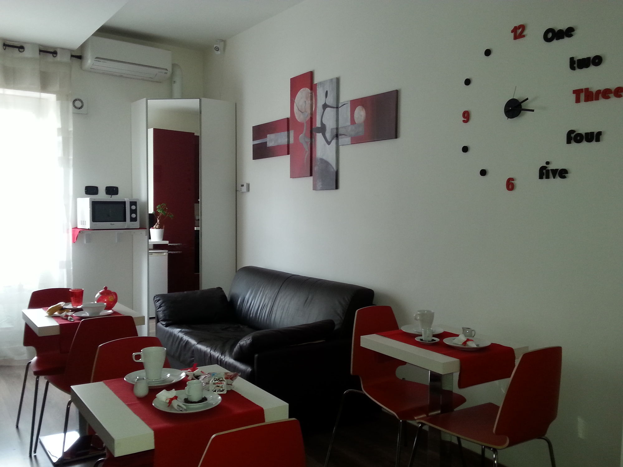 Фото Avec Moi Roma