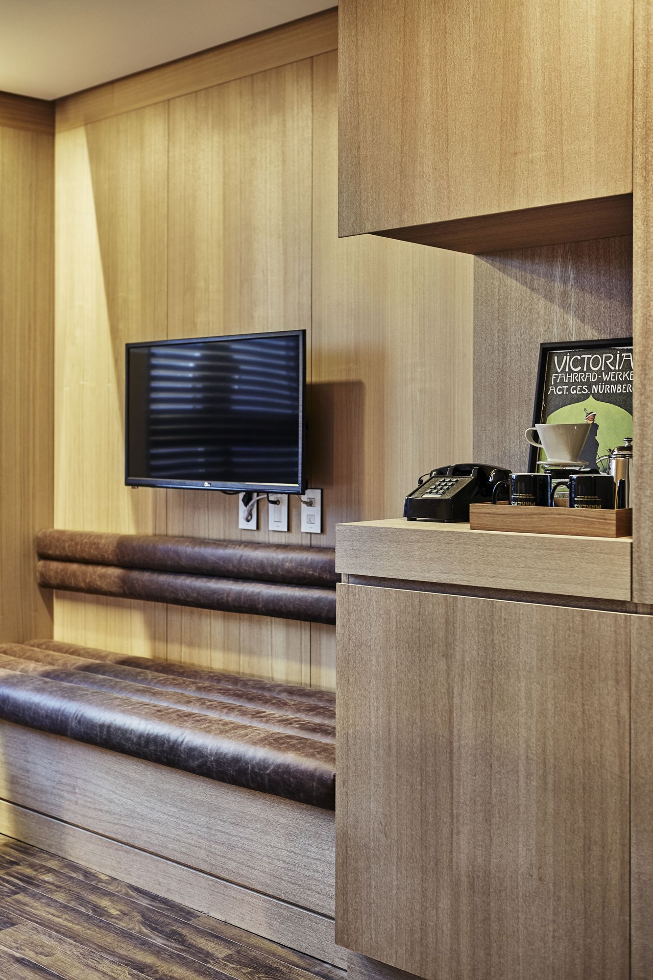 Фото Jongno Makers X Pretty Hotel