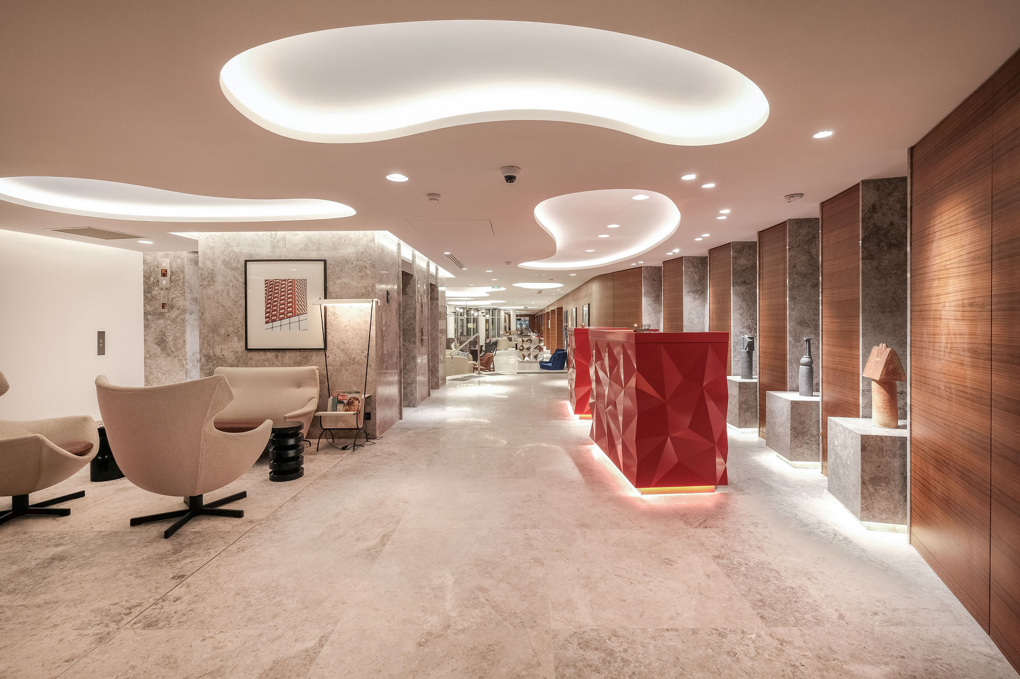 Фото Renaissance Paris Republique Hotel