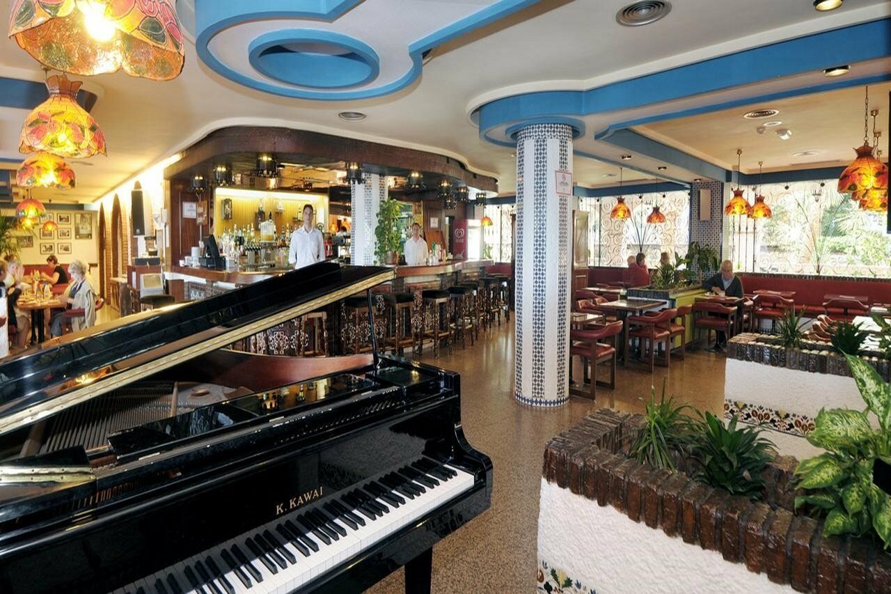 Фото Hotel Apartamentos Bajondillo