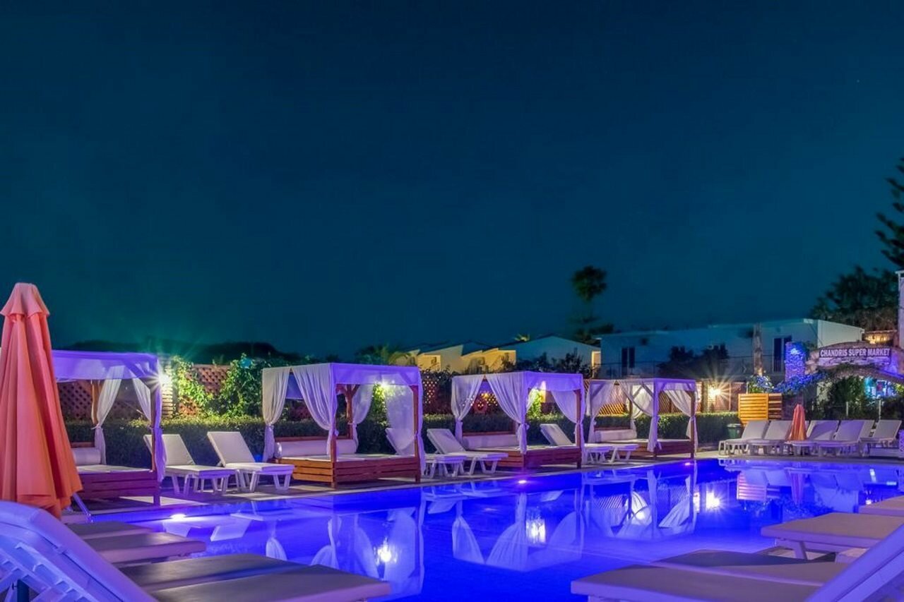 Фото Chandris Apartments