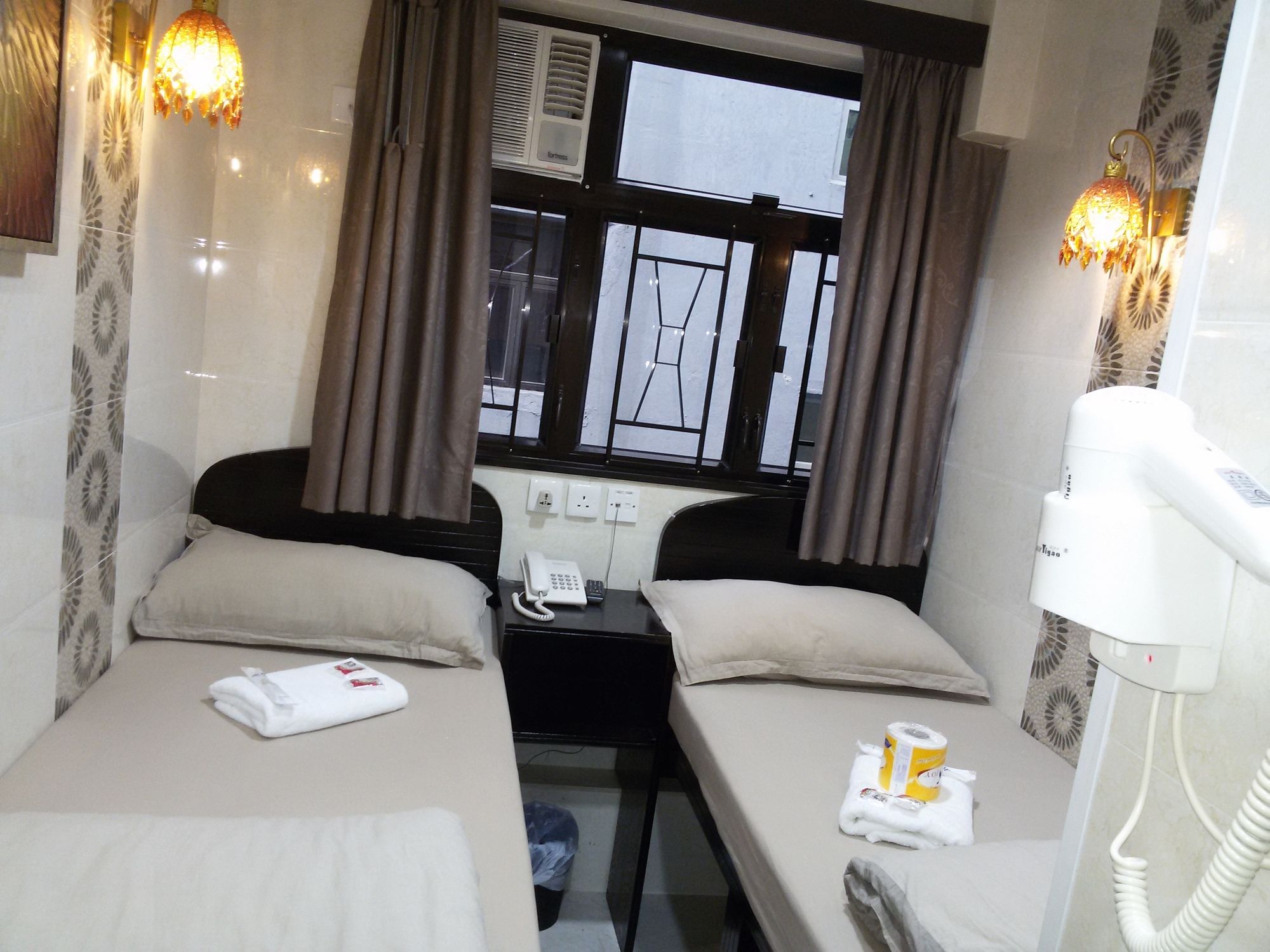 Фото Aashiana Hotel