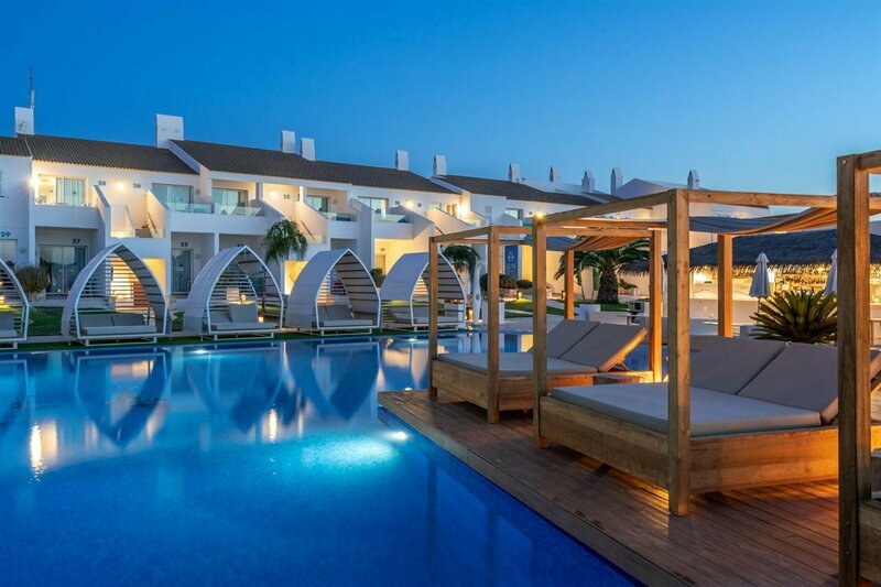 Гостиница Lago Resort Menorca Suites del Lago - Adults Only